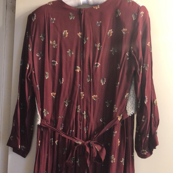 R&K original vested marooned floral long sleeves dress worn once - Picture 4 of 4
